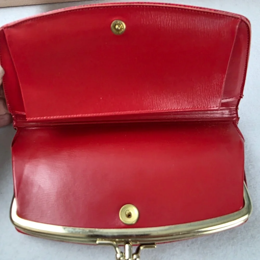 Baronet Fifth Avenue Vintage Red Lizard Embossed Leather Kiss Lock Clutch Wallet